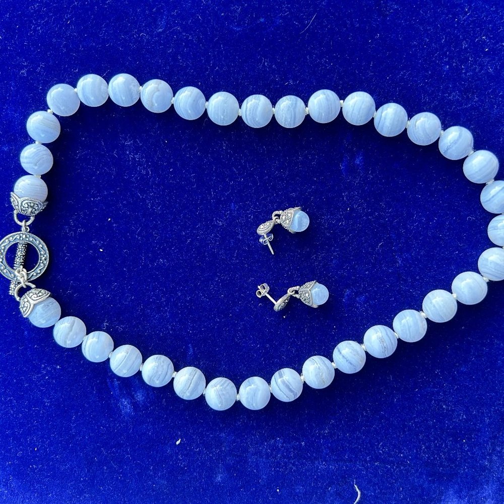 Vintage Blue Lace Agate Gemstone Necklace and Earrings